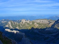 D'Lüt sin ähi un d'Sunn goht oo