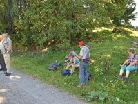 No e chli an Schatte hogge vor em Ölberg